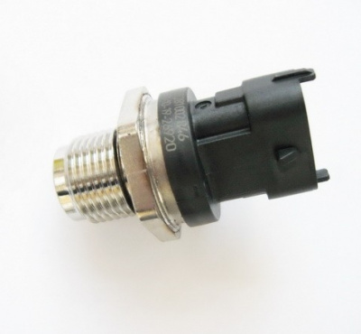 заказать Клапан топливный редукционный на рампу BOSCH 650 купить Клапан топливный редукционный на рампу BOSCH 650